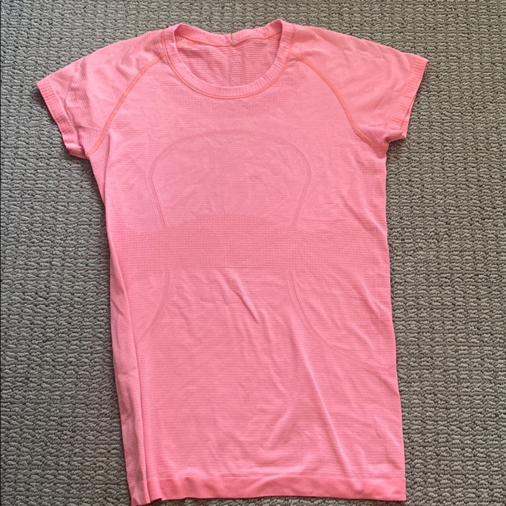 Bright pink lulu top